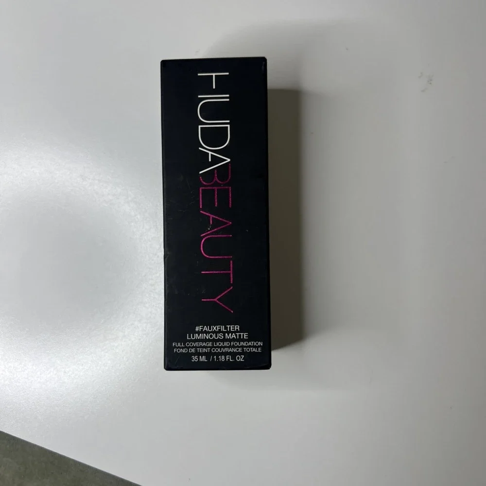 Huda Beauty FauxFilter Luminous Matte Liquid Foundation ~ VANILLA 120B ~ 1.18 oz